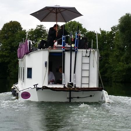 Bateau Houseboat Camille Hotell Donchery Eksteriør bilde